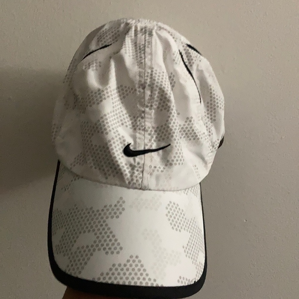 White Nike hat